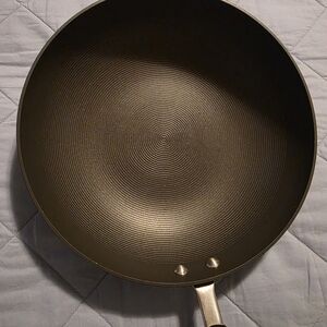 Circulon Wok Cookware